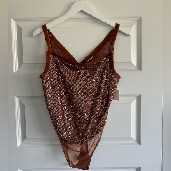 Free People Intimately Shimmer & Shine Bodysuit NWT - Picture 3 of 10